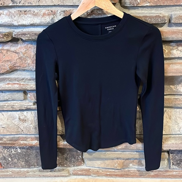 American Eagle Black Long Sleeve Crewneck Tee Curve Hem - Picture 1 of 7
